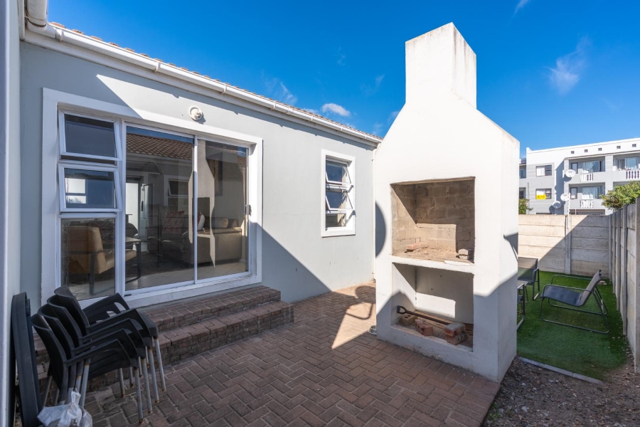 3 Bedroom Property for Sale in Parklands Western Cape